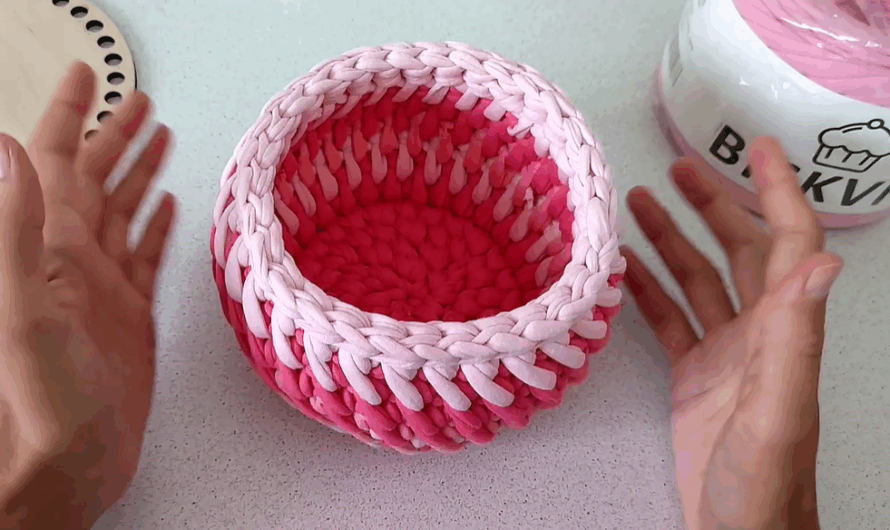 🌸 Pink Pop Vertical Rib Basket: a beginner friendly pattern