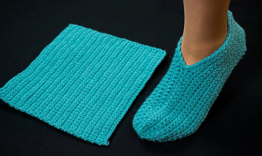 🧶 How to Make Crochet Slippers Without a Seam on the Sole (Beginner Tutorial)