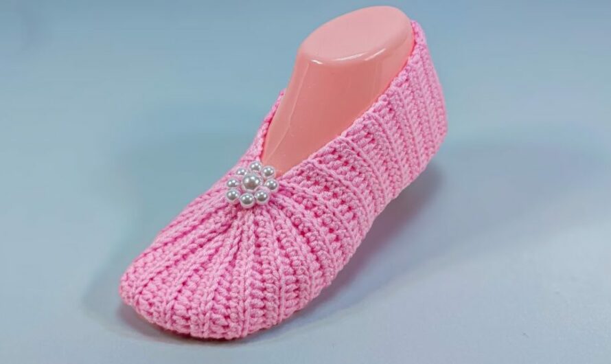 🎀 The Rosé Ballet Slipper: A Detailed Crochet Pattern