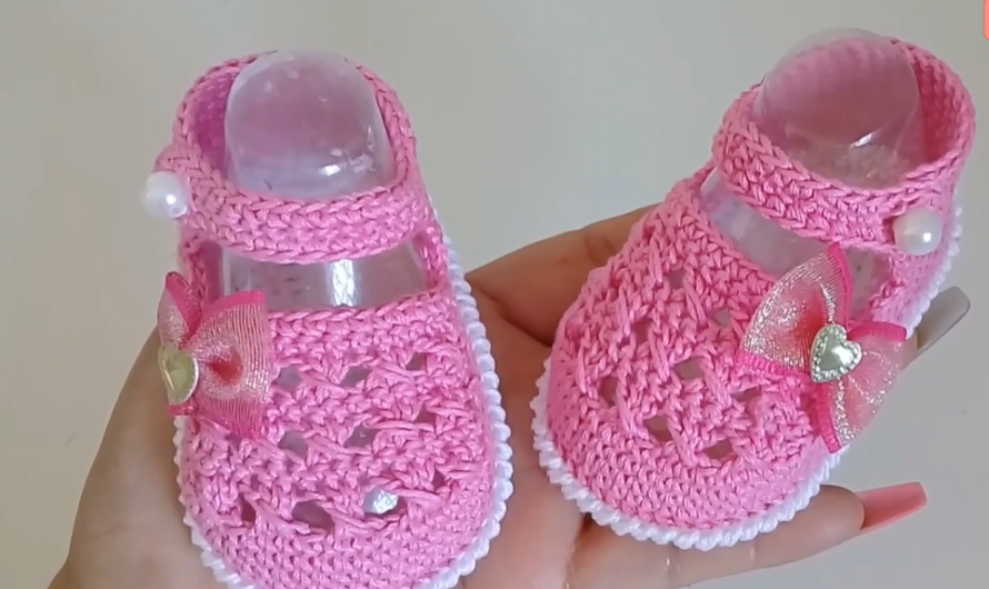 Sweet Summer Strolls: Crochet Breezy Baby Lace Sandals