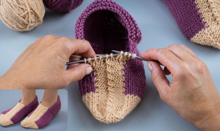 Simple slippers without a seam on the sole out of leftover yarns!