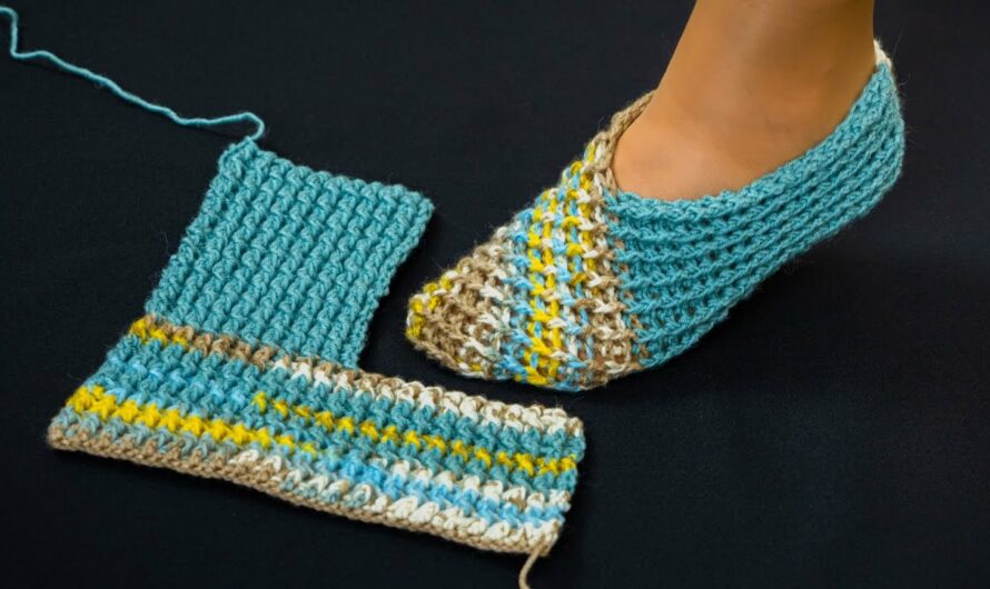 How to crochet easy one piece slippers for beginners!