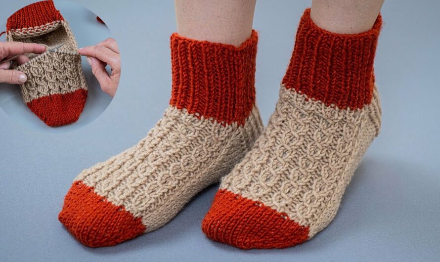 How to Make Socks/Slippers on 2 Knitting Needles Without a Seam on the Sole – Simple and Easy
