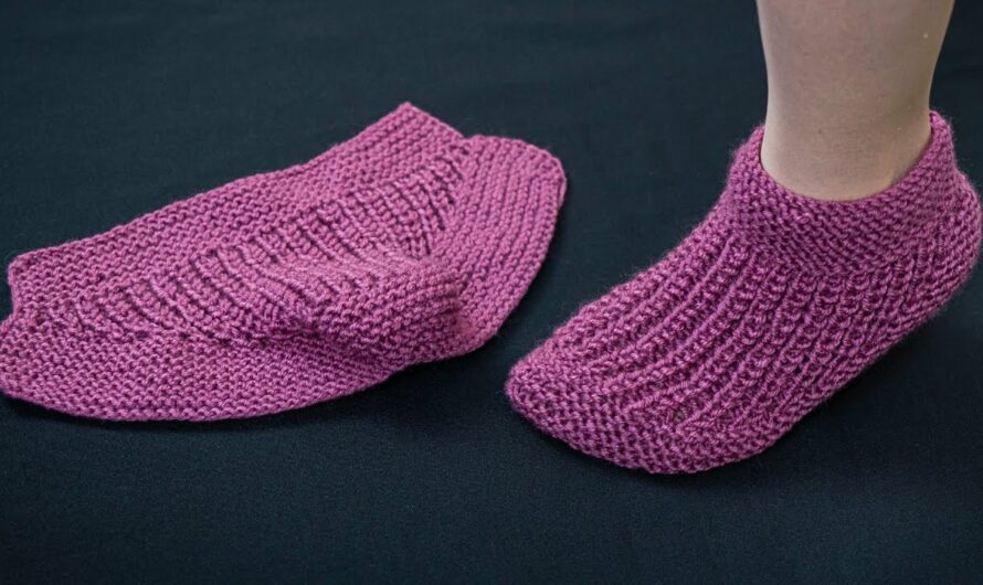 How to Make Beautiful Slippers or Socks Using One Swatch – Simple and Easy