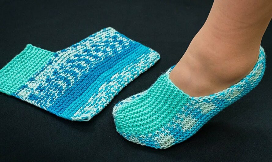 How to Make the Simplest Knitted Slippers in an Hour (Perfect for Beginners!)