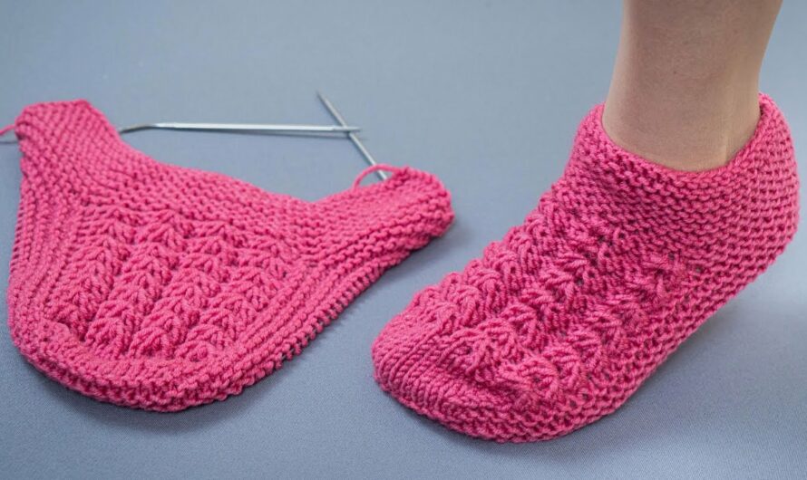 How to Make Beautiful Knitted Socks or Slippers Without a Seam on the Sole Simple and Easy Method for Beginners